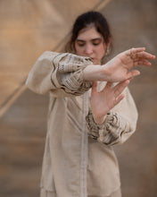 Load image into Gallery viewer, Taupe lace shirt + shorts