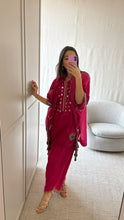 Load image into Gallery viewer, Pink Kaftan Kurta, Salwar & Scarf