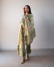 Load image into Gallery viewer, Green printed Indian set