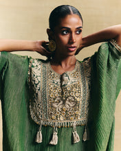 Load image into Gallery viewer, Green kaftan kurta set