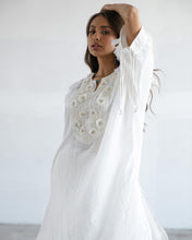 Load image into Gallery viewer, Linen Kaftan Kurta