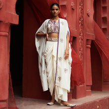 Load image into Gallery viewer, Ivory Cape Set