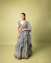 Load image into Gallery viewer, Black & White Lehenga Sari Set