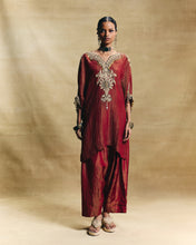 Load image into Gallery viewer, Red Short Kaftan Set