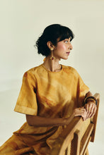 Load image into Gallery viewer, Saffron Petal Knot Set