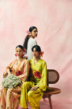 Load image into Gallery viewer, Lime Blossom Kurta Set
