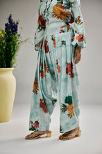 Load image into Gallery viewer, Bluebell Mist Jaal Kurta Set