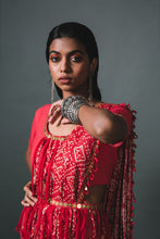Load image into Gallery viewer, Red Solid blouse + Low crotch pants + Bandhani draped dupatta