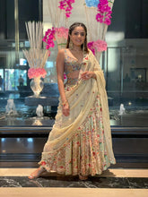 Load image into Gallery viewer, Cropped lehenga + blouse + Dupatta - Beige