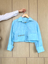 Load image into Gallery viewer, Blue Cropped Shirt
