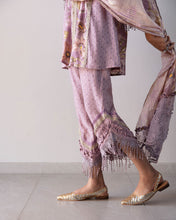 Load image into Gallery viewer, Purple printed Indian set
