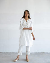 Load image into Gallery viewer, Linen Kaftan Kurta
