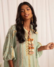 Load image into Gallery viewer, Green Patch kurta + Salwar
