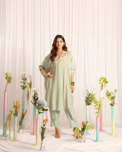 Load image into Gallery viewer, Green Kaftan Kurta + T pants
