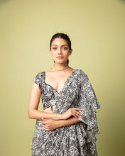Load image into Gallery viewer, Black &amp; White Lehenga Sari Set
