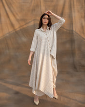 Load image into Gallery viewer, Asymmetrical shirt
