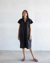 Load image into Gallery viewer, Black Pleated Dress

