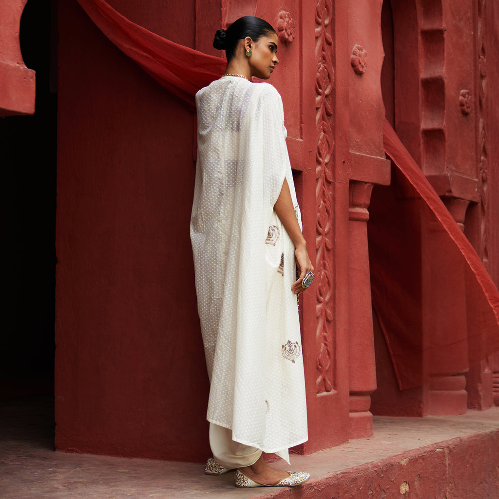 Ivory Cape Set