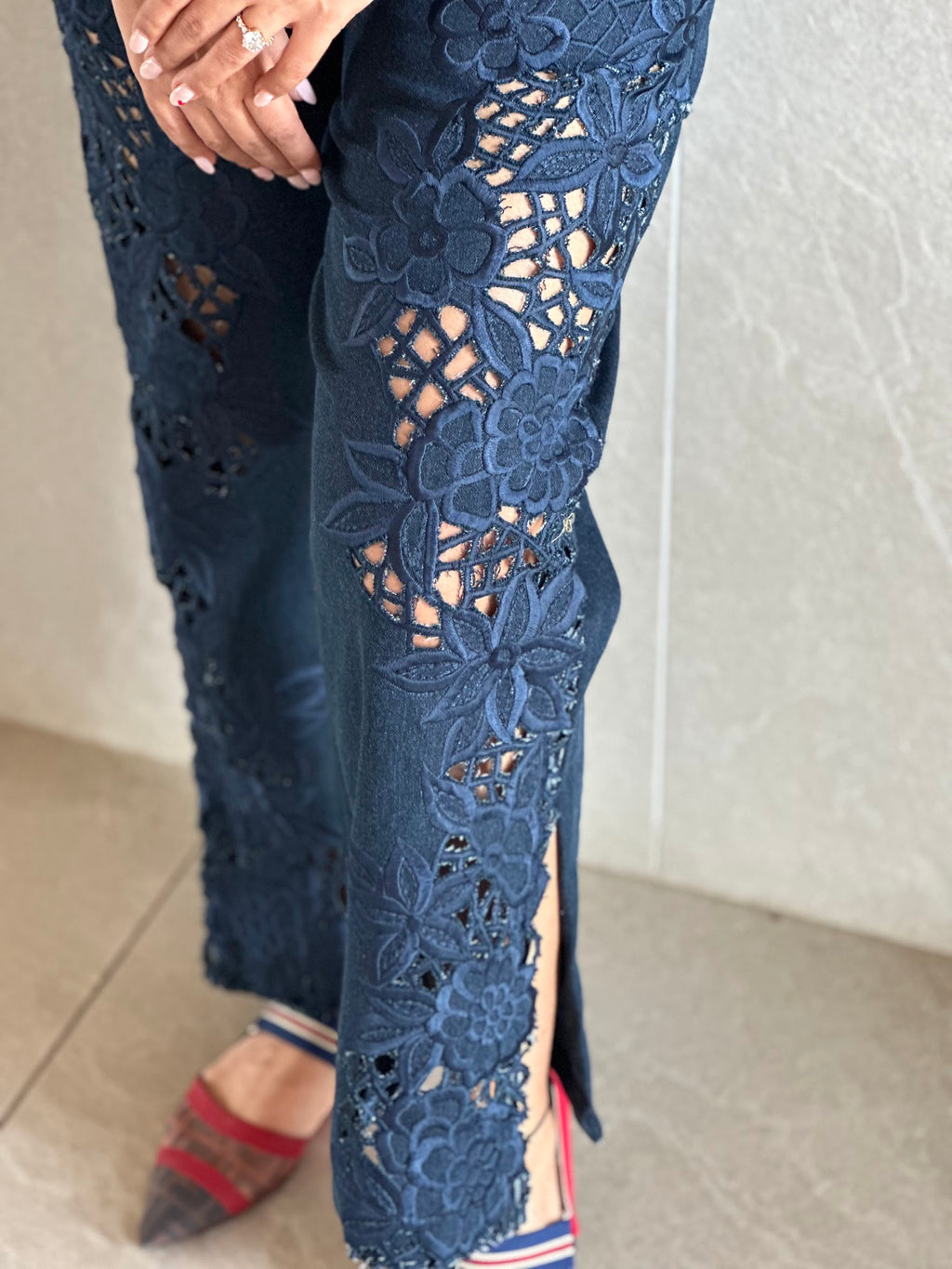 Dark blue pants