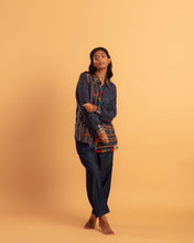 Load image into Gallery viewer, Blue Slit shirt + pants

