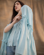 Load image into Gallery viewer, Angel sleeve shirt - Blue
