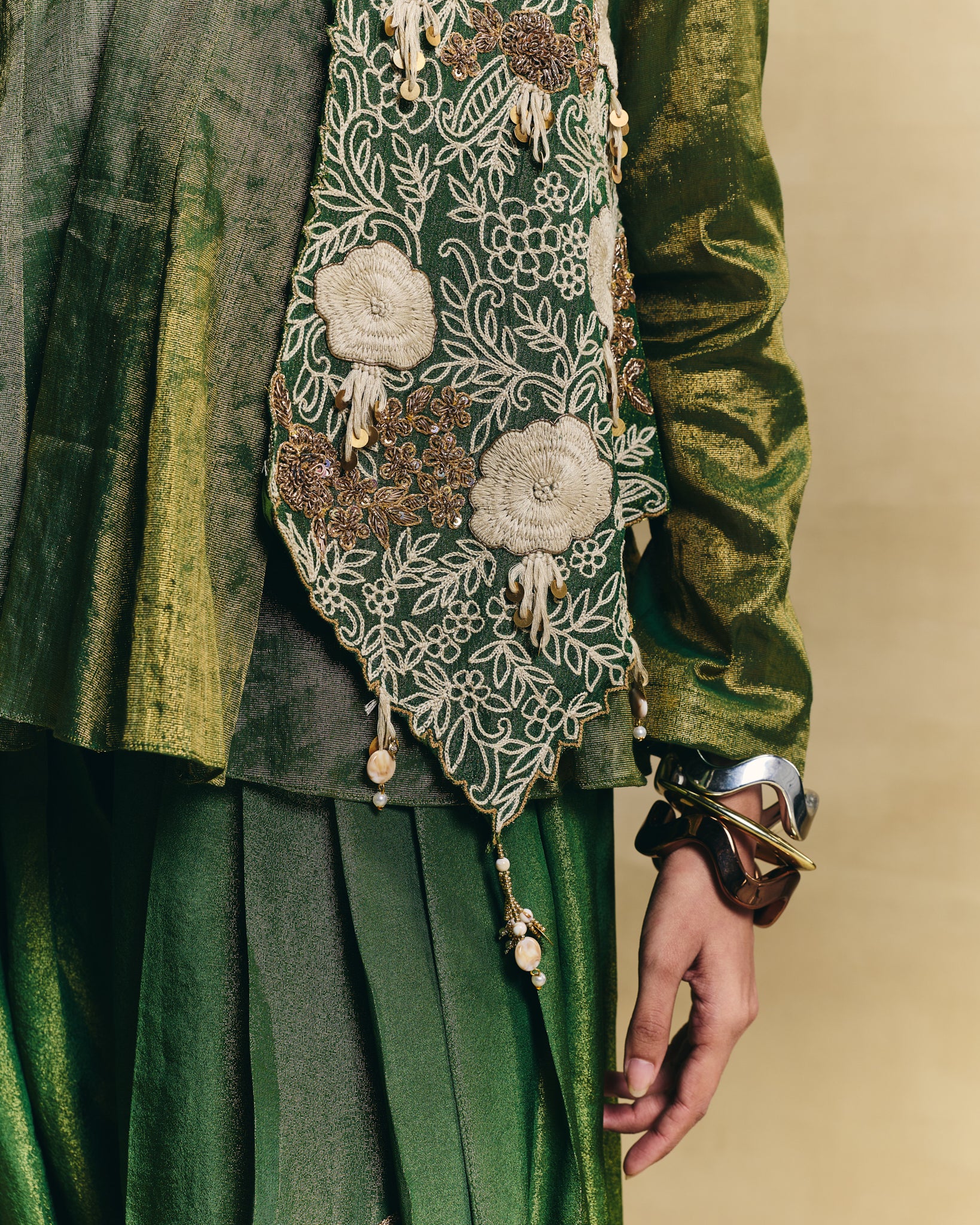 Green jacket set