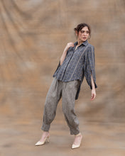 Load image into Gallery viewer, Slit shirt + Pants - dark grey
