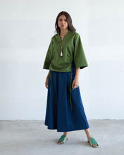 Load image into Gallery viewer, Green Side Cut-Out Shirt
