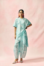 Load image into Gallery viewer, Celeste Blue Knot Set
