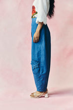 Load image into Gallery viewer, Moon Petal Kurta Set
