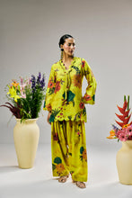 Load image into Gallery viewer, Lime Blossom Jaal Kurta Set
