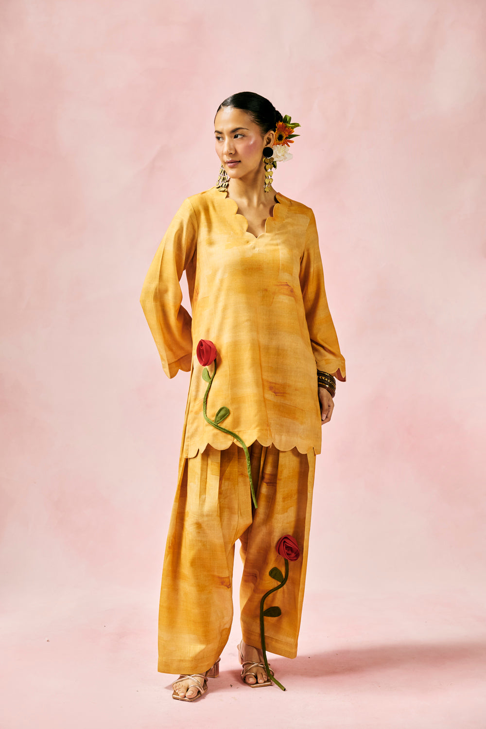 Saffron Rose Set