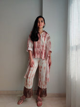 Load image into Gallery viewer, Straight pants + Shirt - Camel
