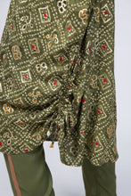 Load image into Gallery viewer, Green Kaftan Kurta &amp; Pants
