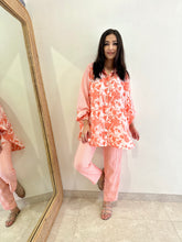 Load image into Gallery viewer, Peach - Patch shirt + Pants
