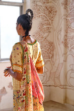 Load image into Gallery viewer, Sonam Luthria’s Famous Pant Saree - Beige/Pink
