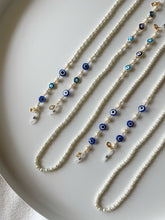 Load image into Gallery viewer, Mask &amp; Sunglasses Chain - Pearl &amp; Evil eye
