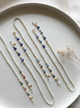 Load image into Gallery viewer, Mask &amp; Sunglasses Chain - Pearl &amp; Evil eye
