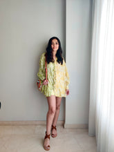 Load image into Gallery viewer, Shirt dress with shorts
