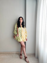 Load image into Gallery viewer, Shirt dress with shorts
