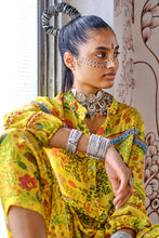 Load image into Gallery viewer, Shirt kurta + cropped salwar - Yellow
