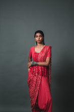 Load image into Gallery viewer, Red Solid blouse + Low crotch pants + Bandhani draped dupatta
